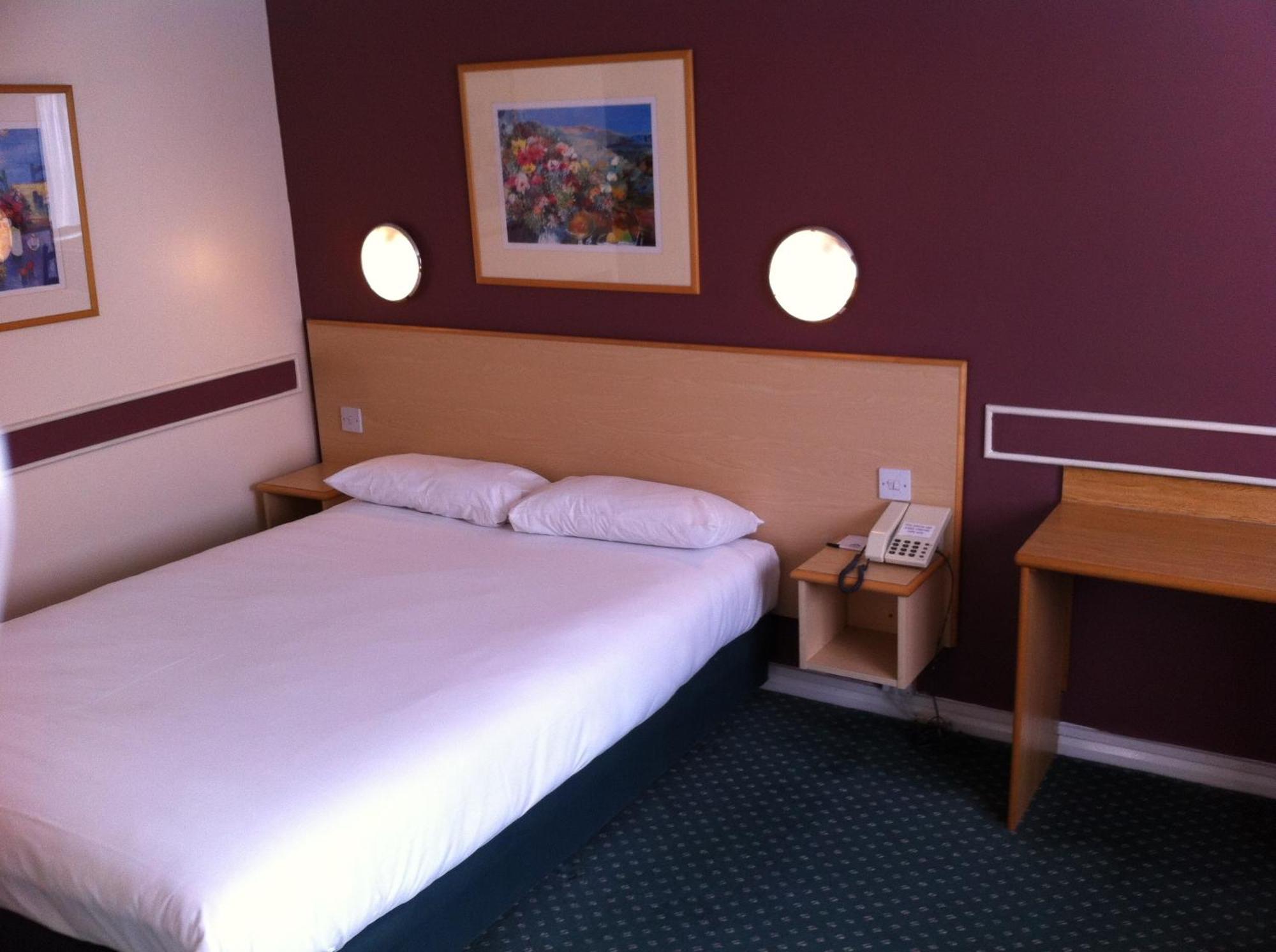 Days Inn Hotel Sheffield South Harthill  Esterno foto